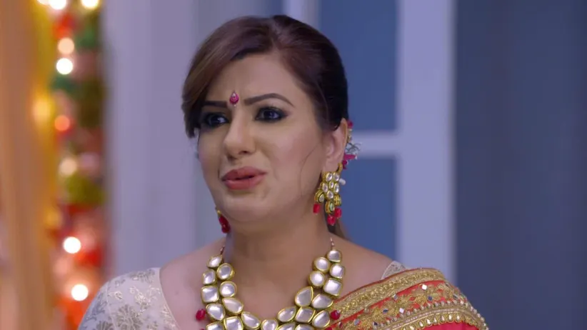 Kareena ask Rishabh to marry Sherlyn - Kundali Bhagya Highlights