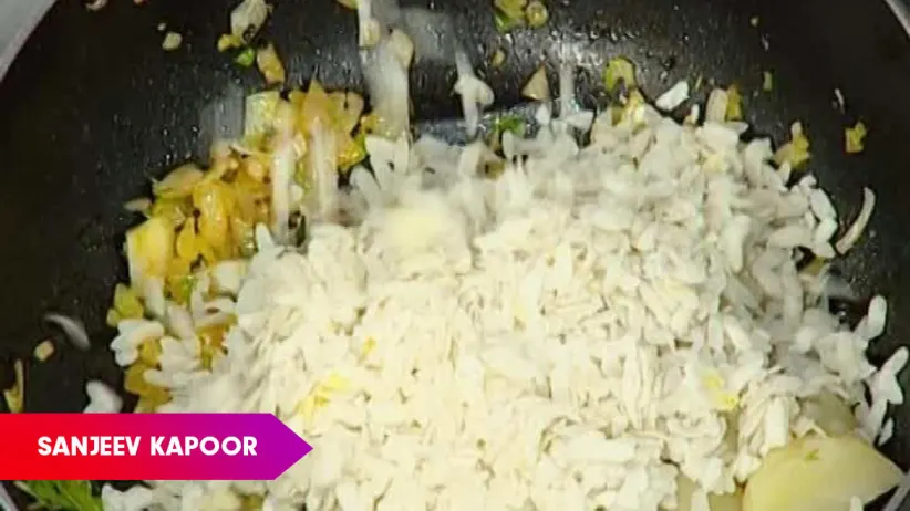 Kanda Poha by Sanjeev Kapoor - Khana Khazana