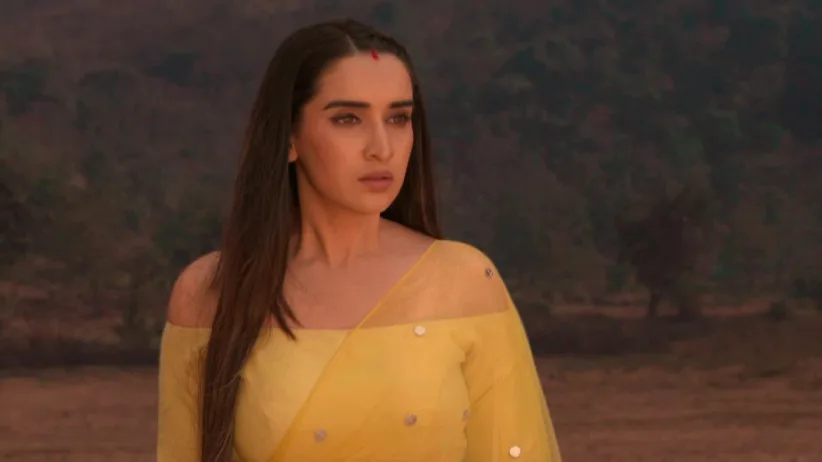 Durga Dai humiliates Mohini - Manmohini