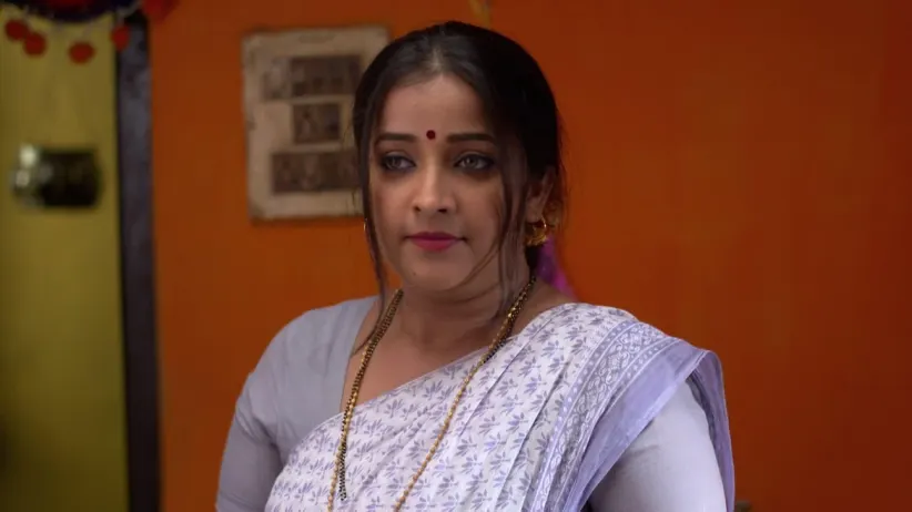 Sarita's angry retaliation for Anna's insulting remarks - Ratris Khel Chale 2