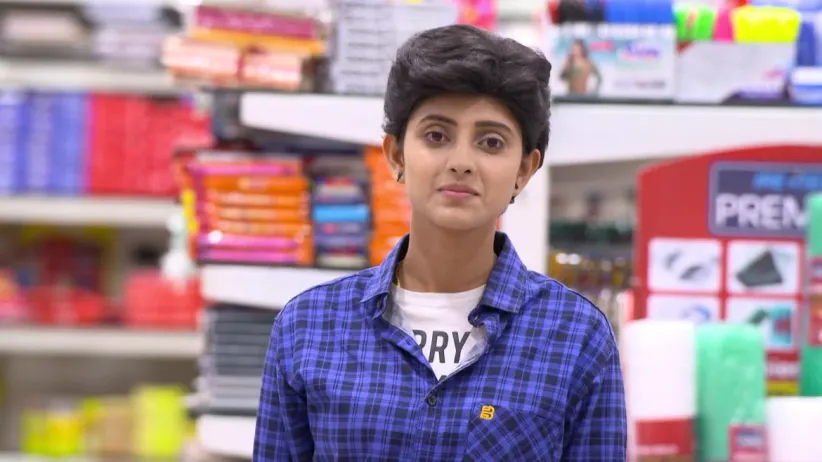 Janaki Learns about Sathya's Love Interest - Sathya