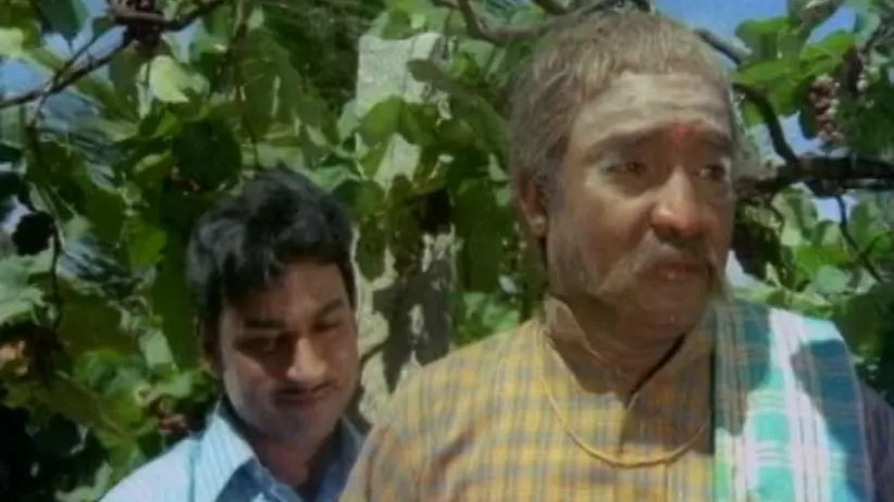 Dr. Rajkumar Birthday Special - Bangarada Manushya - Rajanna sets an example