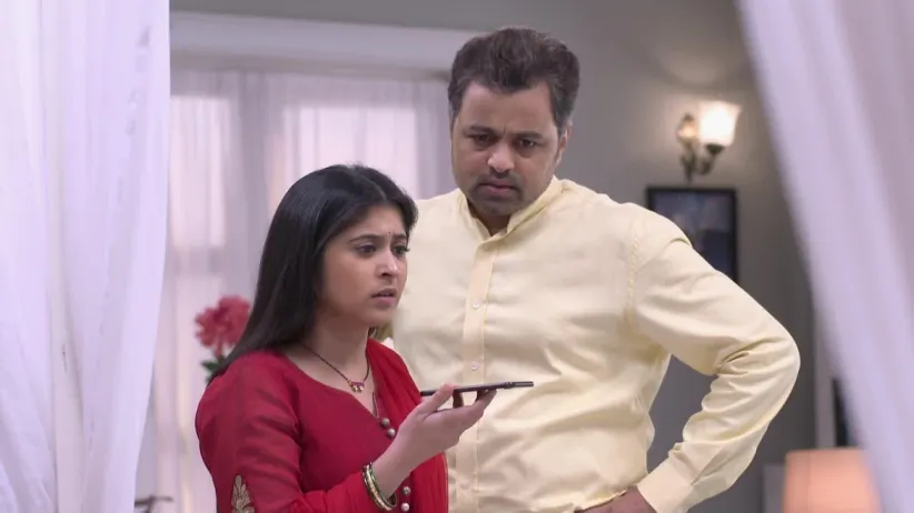 Jalindar gets shot by Vikrant - Tula Pahate Re