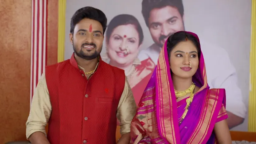 The grand 'puja' at the Deshmukhs - Lagira Zhala Jee