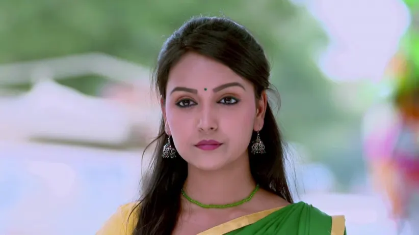 Adithi's solution for Amulya's problem leaves Amulya speechless - Gattimela