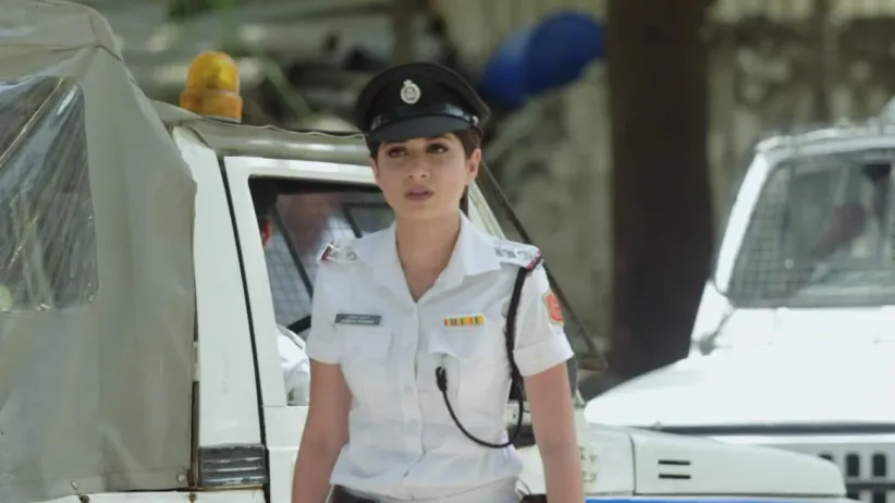 Shantanu gets arrested by Asmita - Yeh Teri Galiyan Highlights