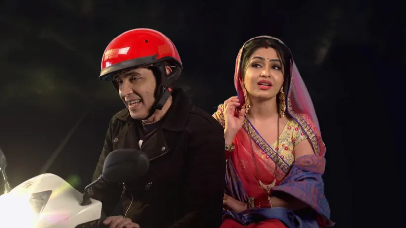 Vibhuti and Angoori meet with an accident - Bhabi Ji Ghar Par Hai