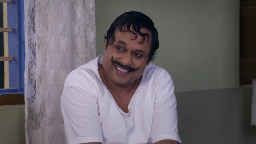 Amma worries for the lost rooster named Babloo - Happu Ki Ultan Paltan