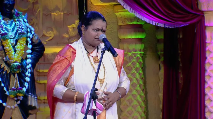 Gitanjalitai addresses the issues related to women through her 'kirtan'-Man Mandira