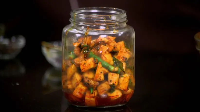 Chef Devwrat Jategaonkar prepares colourful and mouth-watering recipes - Aamhi Saare Khavayye