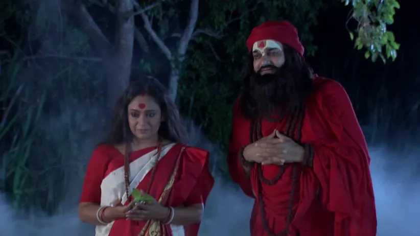 Raghav comes back to life from the dead - Joy Baba Lokenath