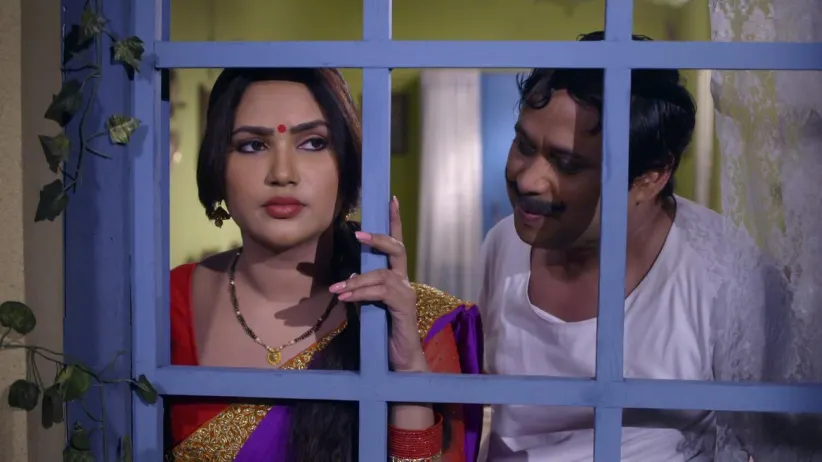 Amma and Rajesh refuse to cook to practise singing-Happu Ki Ultan Paltan