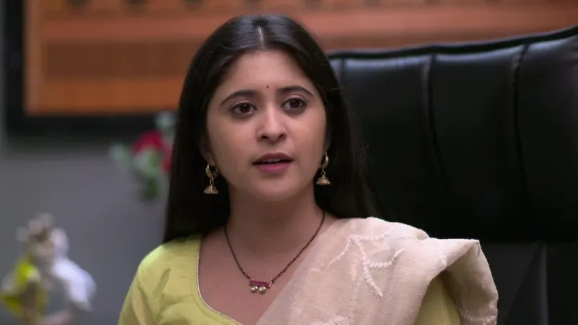 The salesman reveals the mastermind behind the plan - Tula Pahate Re