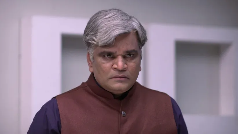 Jaydeep's changed demeanour at work stuns Jhende and Mayra-Tula Pahate Re