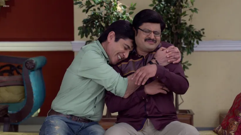 Tiwari makes a fool out of Vibhuti in the name of Salman Khan - Bhabi Ji Ghar Par Hai