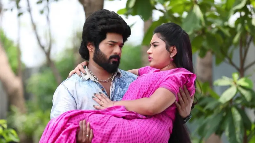 Aadi asserts that Parvati will walk again - Sembaruthi