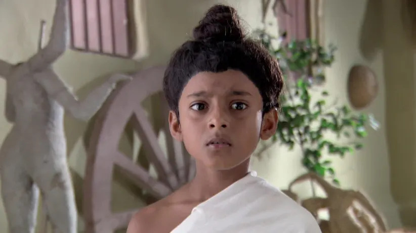Lokenath performs a 'puja' to learn about his birth root-Joy Baba Lokenath
