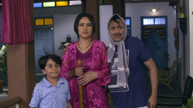 Amma forgives Prakash - Happu Ki Ultan Paltan