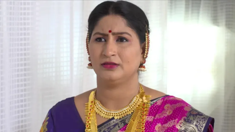 Sathya Confronts Swarnalakshmi - Sathya