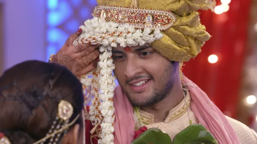 Atharva forces Kalyani to marry him - Tujhse Hai Raabta Highlights