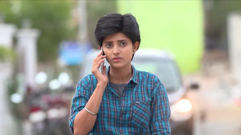 Prabhu Saves Sathya from the Goons - Sathya