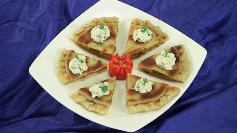 Chef Devwrat Jategaonkar prepares a special delicacy of Baltistan-Aamhi Saare Khavayye