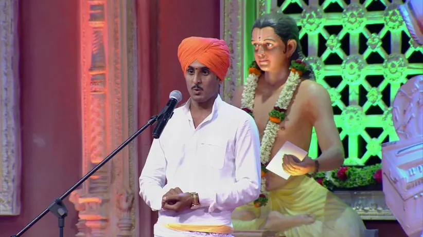 Prakash Maharaj Sathe signifies the importance of chanting Lord's name - Man Mandira