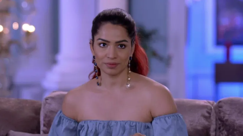Sarita Ben offers to set Abhi up with Prachi's mother-Kumkum Bhagya