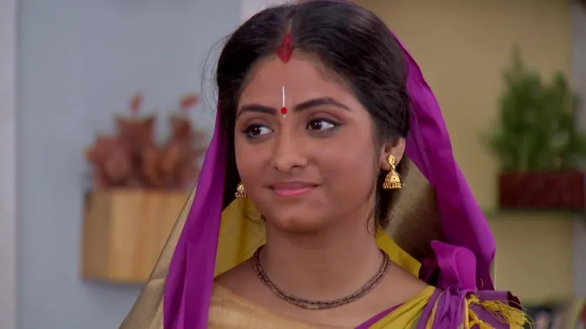 Sujata Asks Nikhil and Shyama to Return Home 
