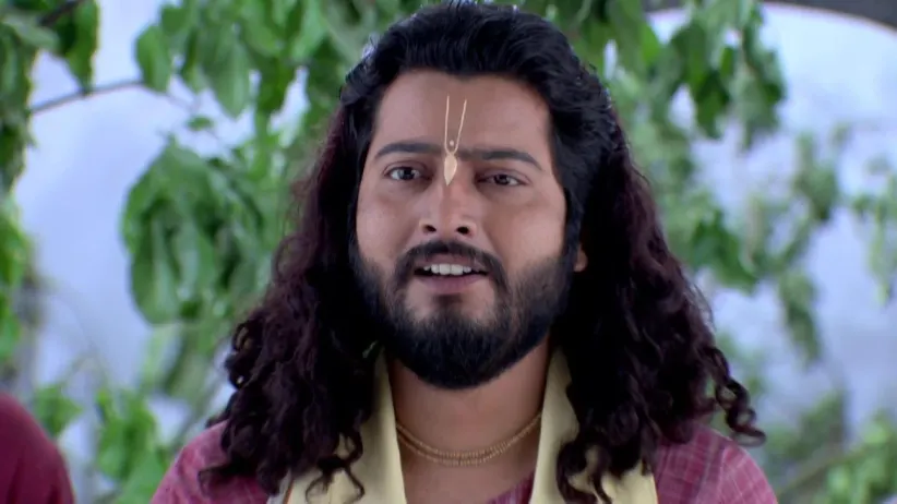 Lokenath arrives at his village carrying the burden of his mother's debt - Joy Baba Lokenath