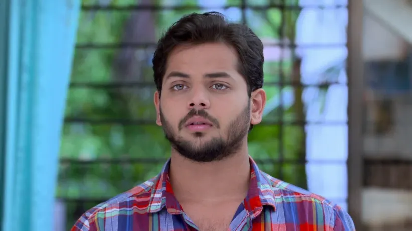 Kusum's questions infuriate Sadanand - Phulpakhru