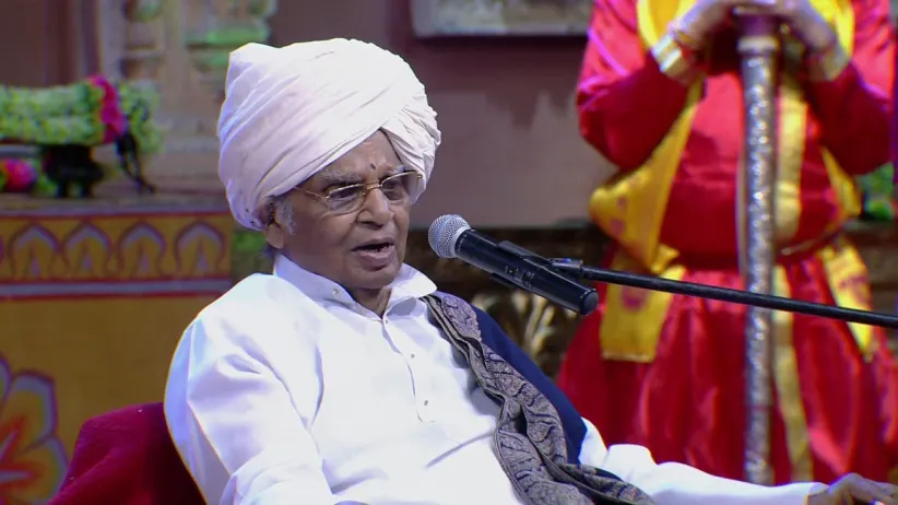 Baba Maharaj Satarkar explains the meaning of St Eknath's 'abhanga' - Man Mandira