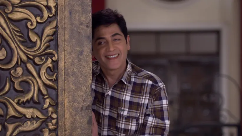 Vibhuti decides to teach music to Angoori - Bhabi Ji Ghar Par Hai