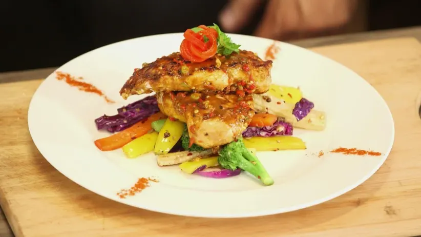 Episode 7 - Chef Pranav cooks cheese jalapeno dumpling and cappuccino chicken-Khane Bhi Do Yaaron