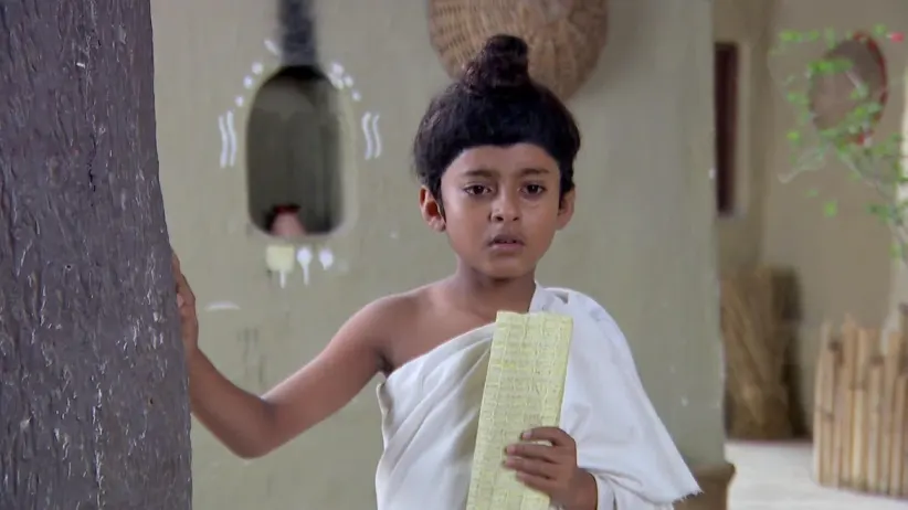 Lokenath rushes to meet his childhood friend, Sandhya - Joy Baba Lokenath