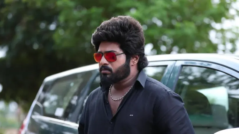 Adithya finds the ancestral chain - Sembaruthi