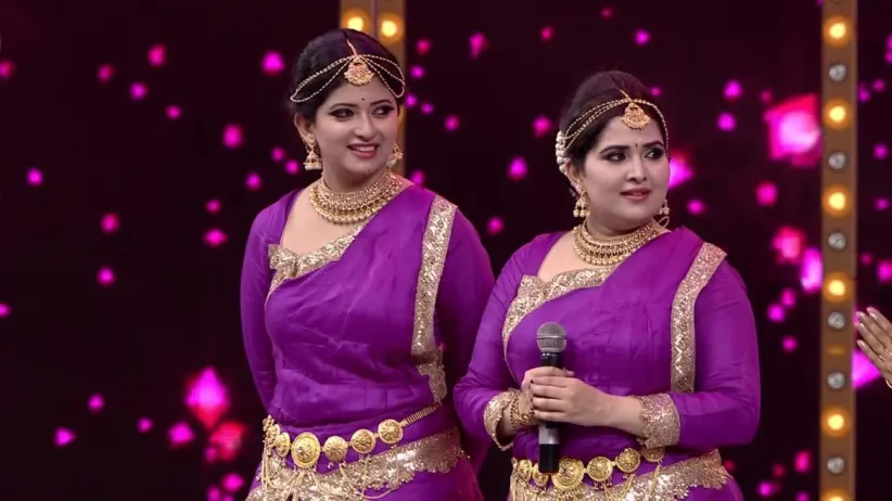 Grand premiere phase three - Dance Karnataka Dance Family War - Season 2