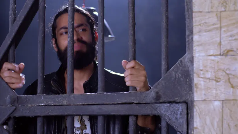 Nishant decides to blackmail Rhea to get released from jail - Kumkum Bhagya Highlights