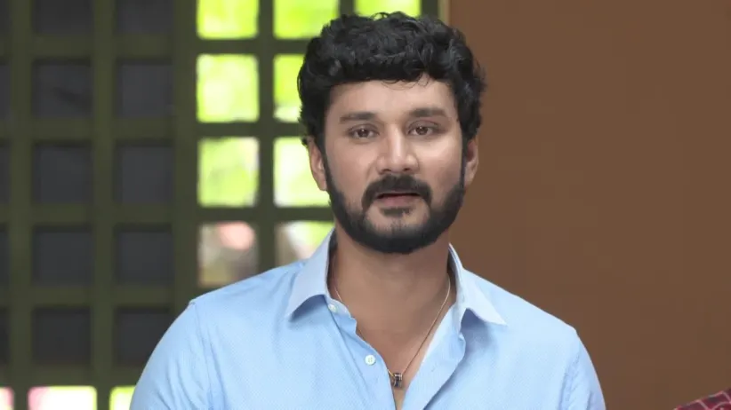 Divya Gets into a Fix - Sathya