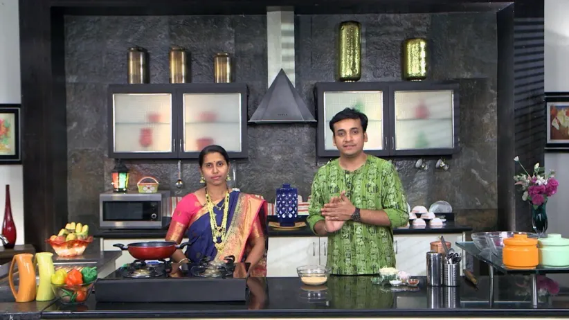 Neelam Tai prepares 'Masoor Dal Balls' - Aamhi Saare Khavayye