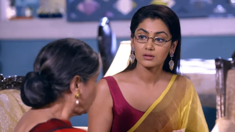 Pragya to video call Mr. Mehra - Kumkum Bhagya