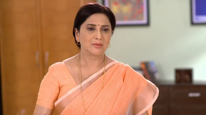 Soham confronts Asawari - Agga Bai Sasubai