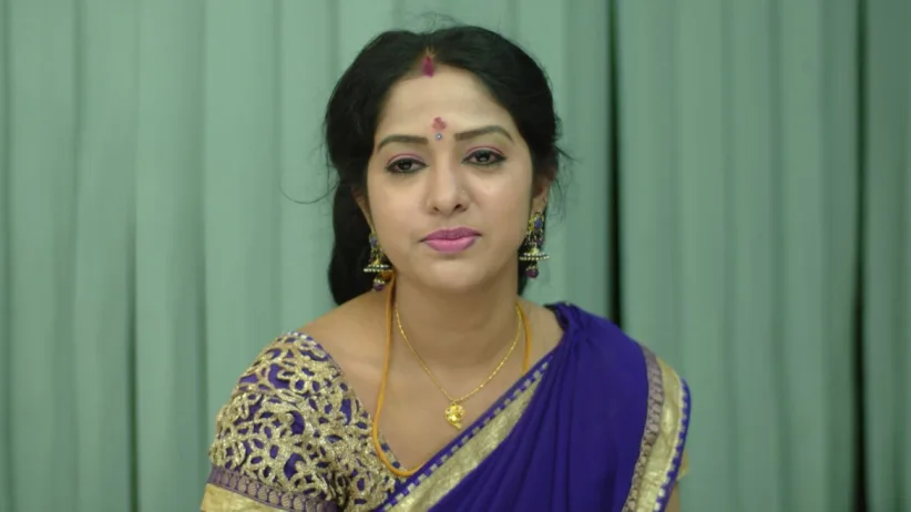 Seetha reconciles with Ramraju’s brothers - Rama Sakkani Seetha