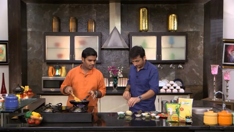 Kowalichi Kachori' and 'Aluchya Dethache Appe' - Aamhi Saare Khavayye