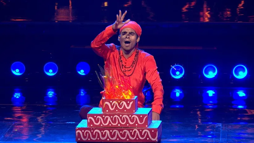 Akshay Pal's power-packed act - Dance India Dance - Battle of Champions