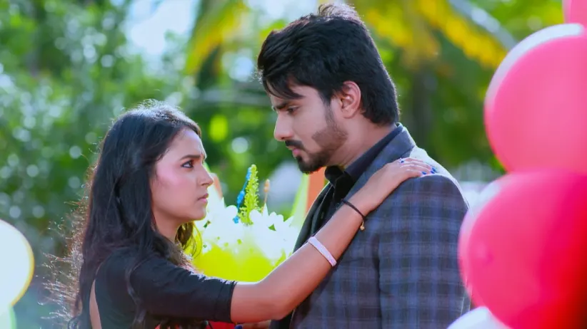 Amulya introduces herself as Vedanth's girlfriend - Gattimela