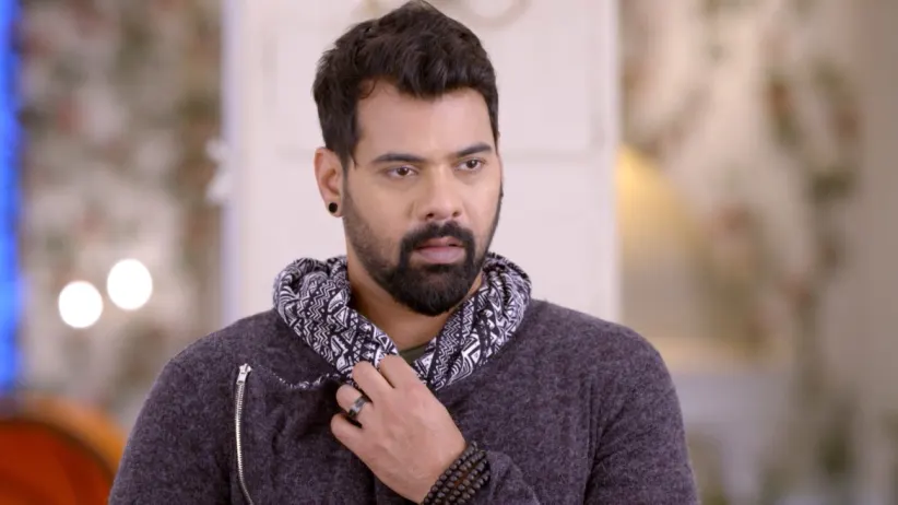 King’s Aunt Questions Pragya - Iniya Iru Malargal