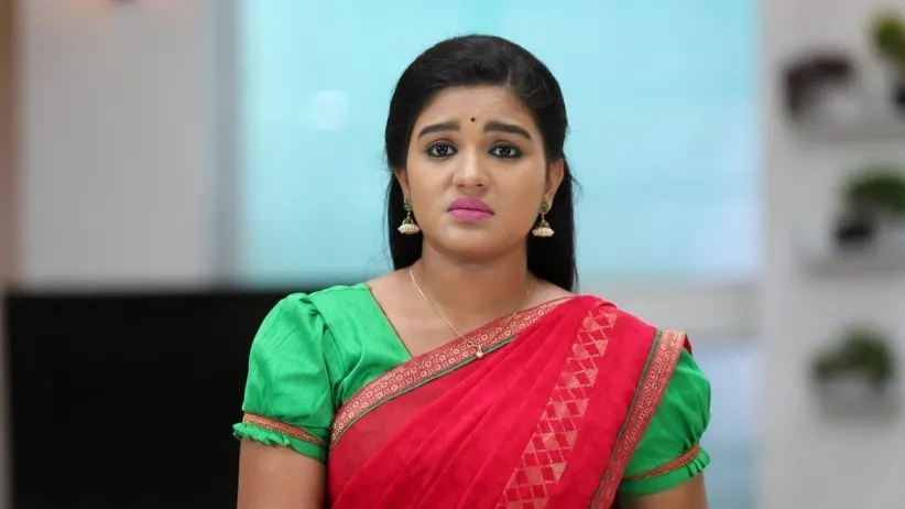 Akhila decides to get Adithya married - Sembaruthi
