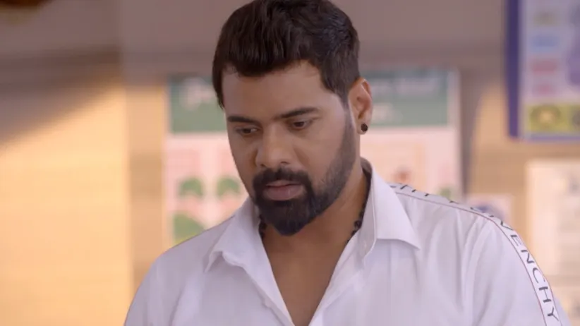 Abhi and King to Attend Kiara’s School Event - Iniya Iru Malargal