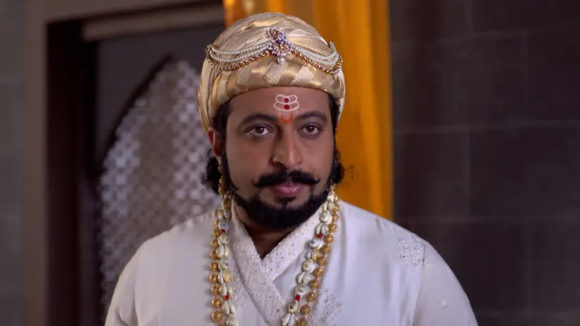 Yesubai learns Kondaji's truth - Swarajyarakshak Sambhaji